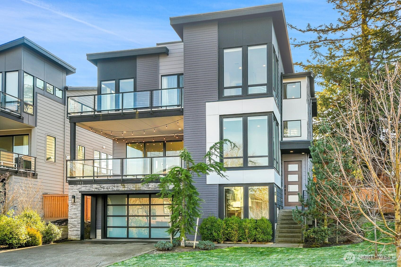 Photo of 1113 N 39th Court, Renton, WA 98056