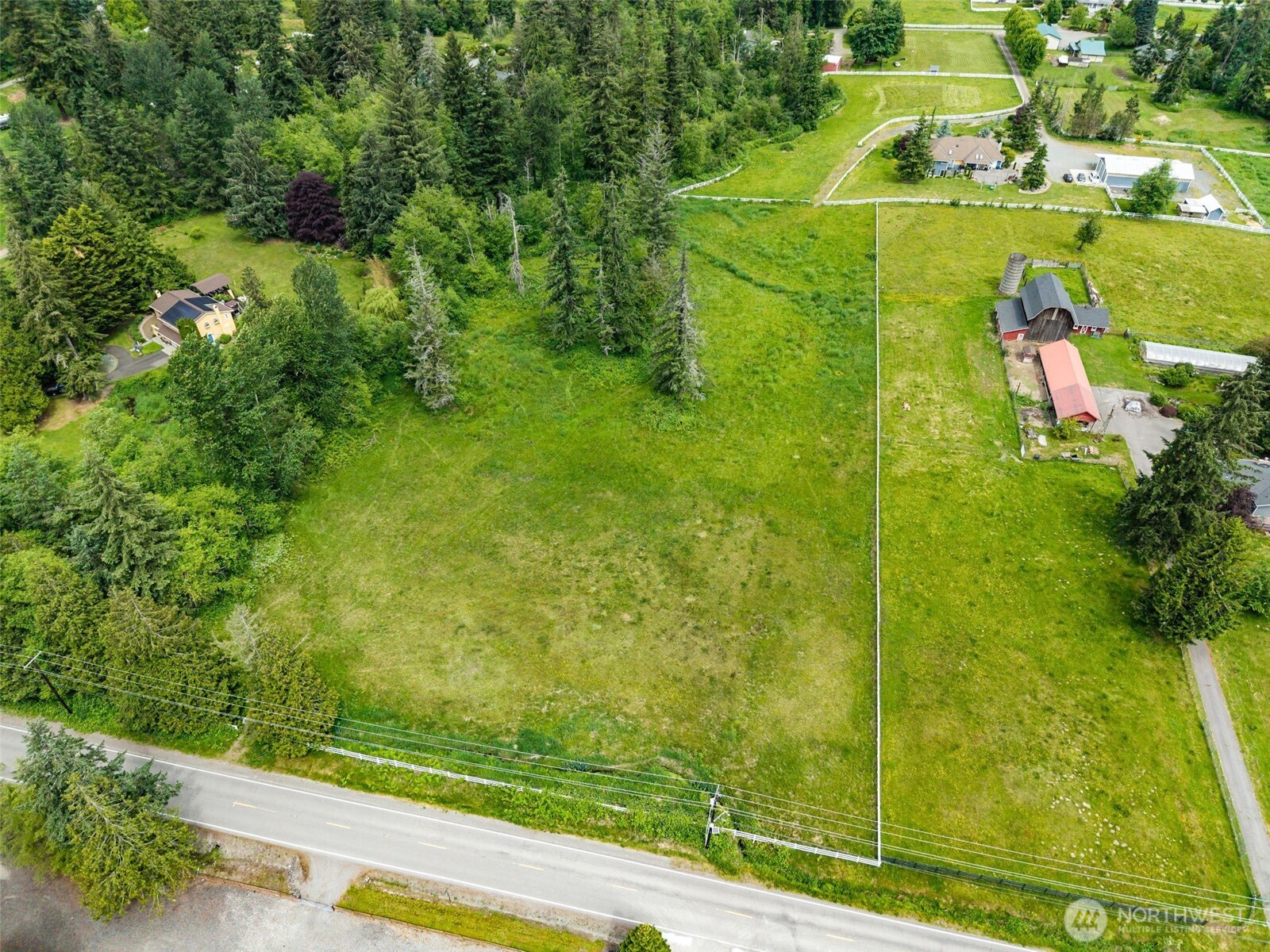 Photo of 264 XX SE 200th Street, Maple Valley, WA 98038