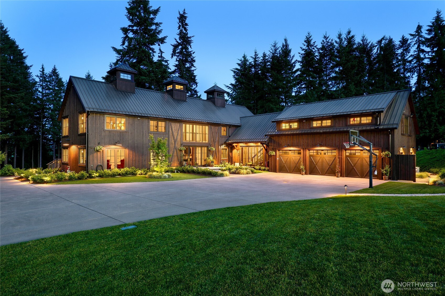 Photo of 14140 184th Avenue NE, Woodinville, WA 98072