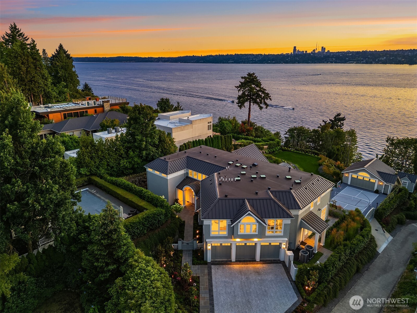 Photo of 7545 NE 28th Place, Medina, WA 98039