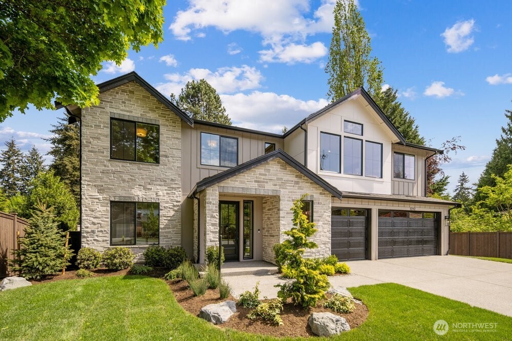 Photo of 12112 94th Place NE, Kirkland, WA 98034