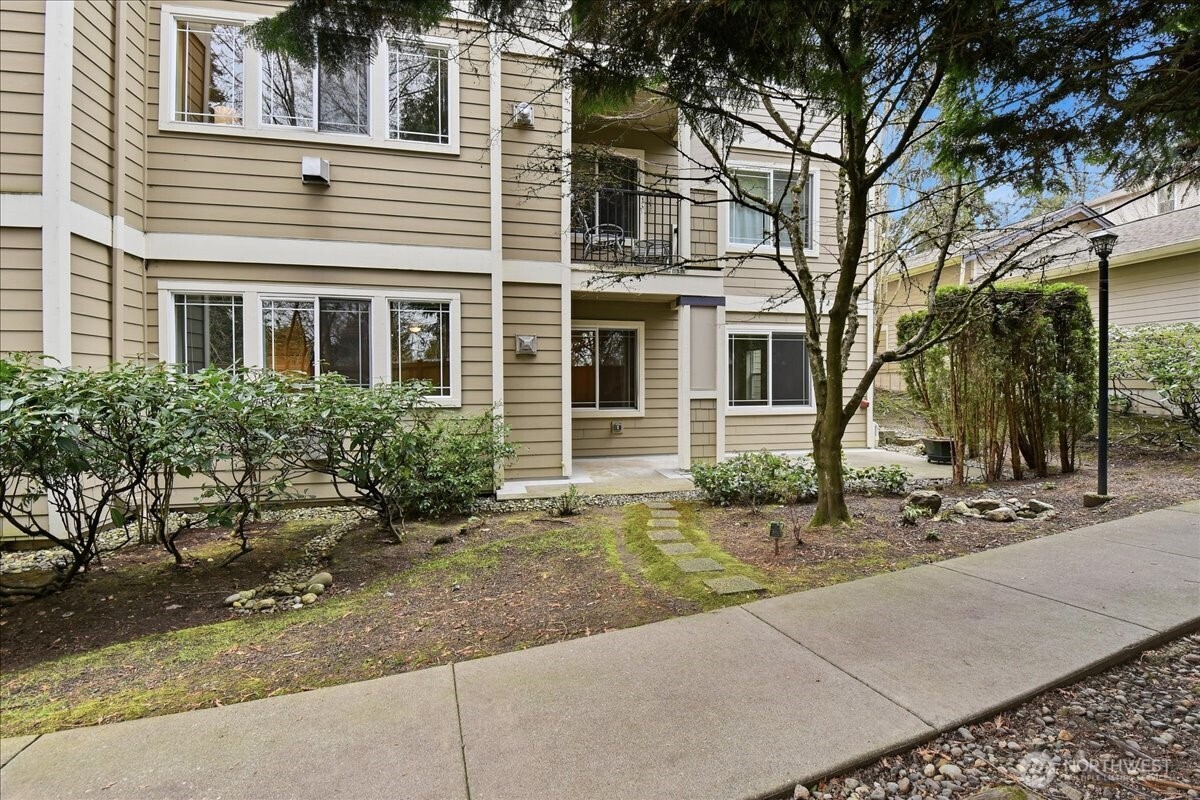 Photo of 107 164th Street SE, Bothell, WA 98012