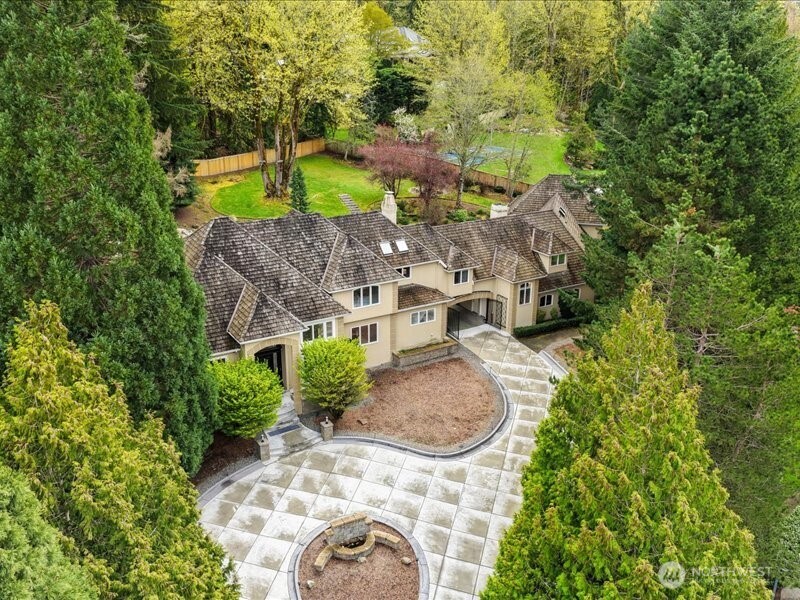Photo of 6158 162nd Place SE, Bellevue, WA 98006