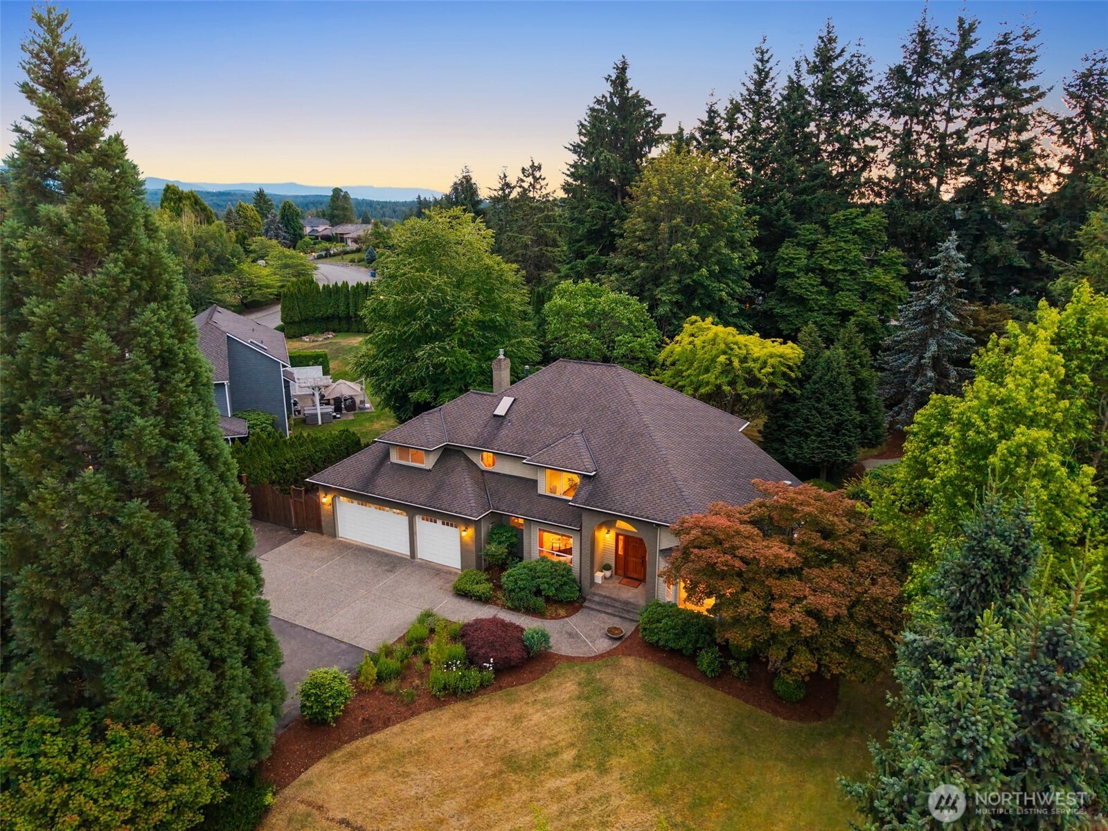 Photo of 23407 SE 221st Street, Maple Valley, WA 98038
