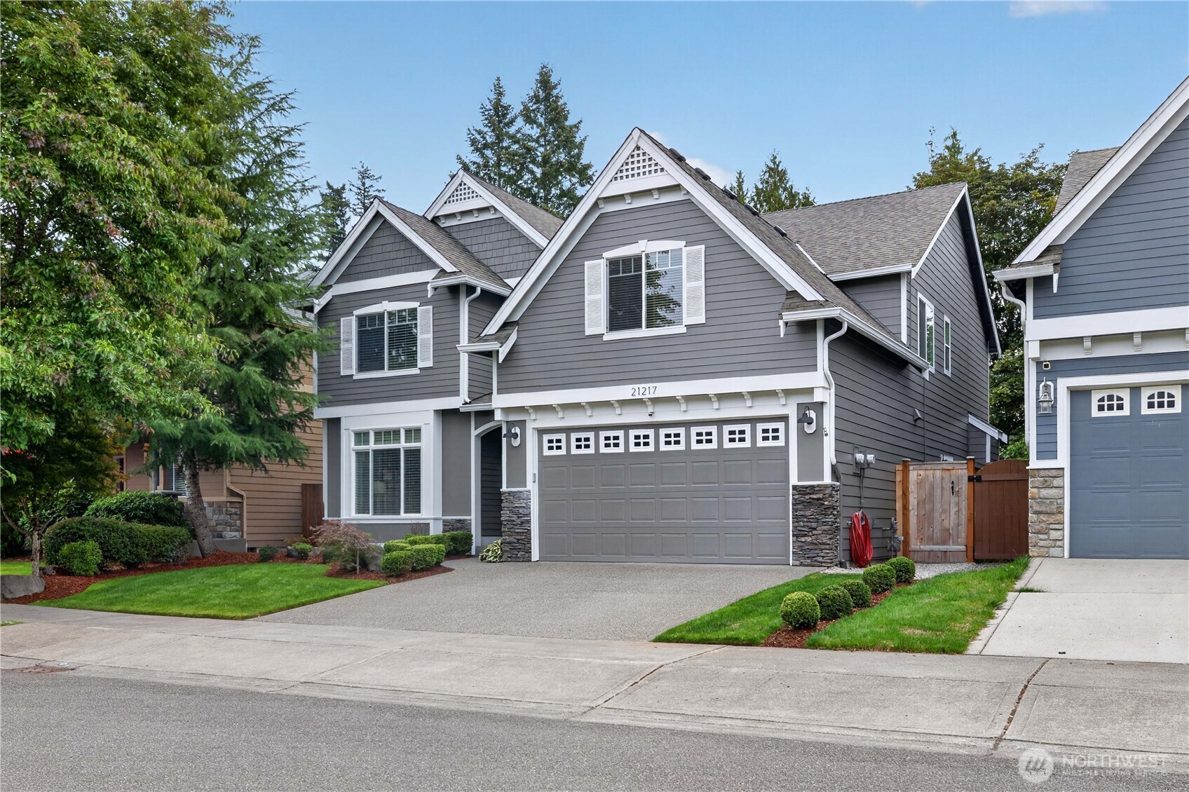 Photo of 21217 SE 260th Street, Maple Valley, WA 98038