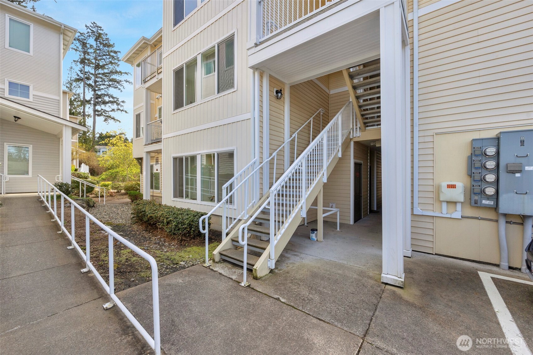 Photo of 14915 38th Drive SE, Bothell, WA 98012