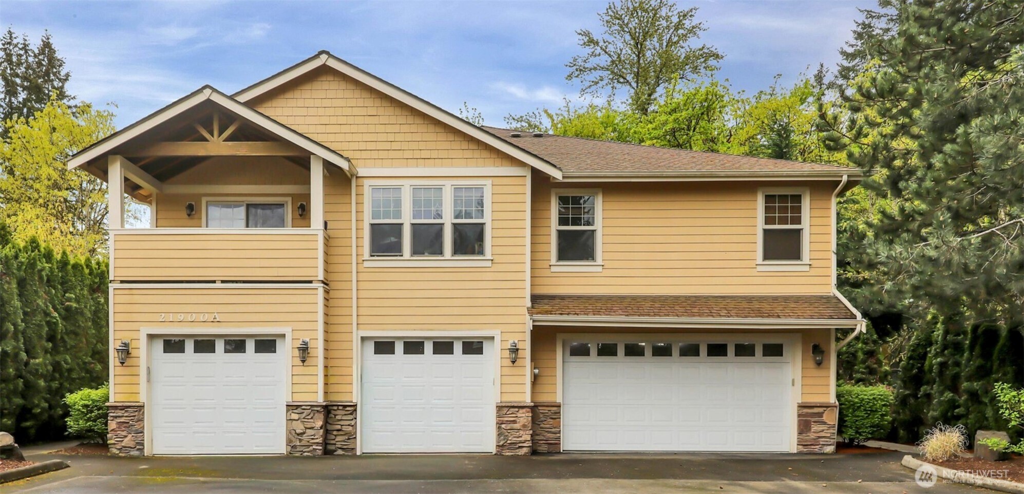 Photo of 21900 SE 242nd Street, Maple Valley, WA 98038