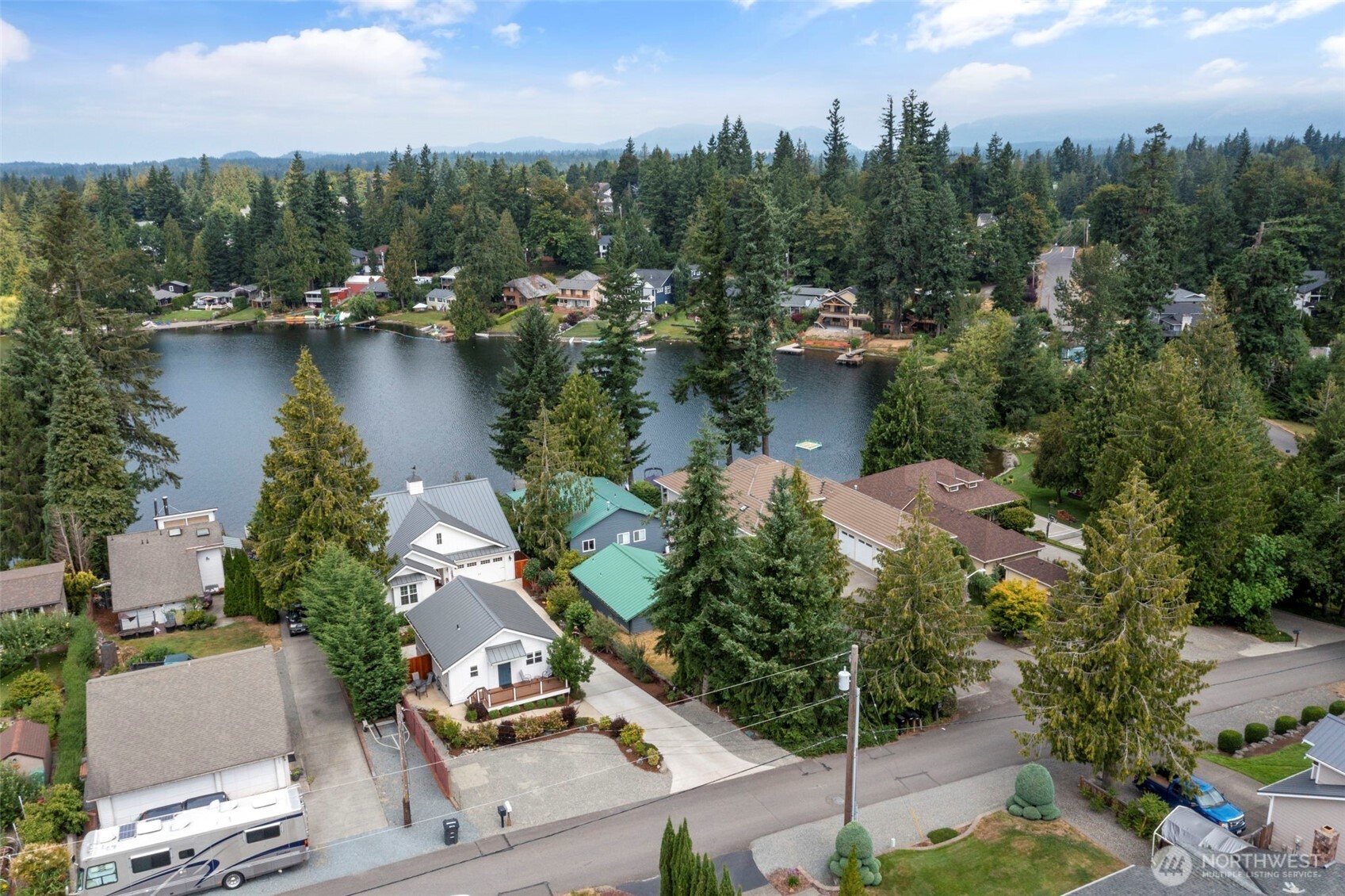 Photo of 21756 SE 262nd Place, Maple Valley, WA 98038