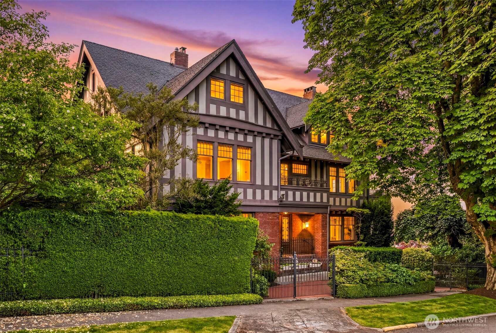 Photo of 2218 E Prospect Street, Seattle, WA 98112