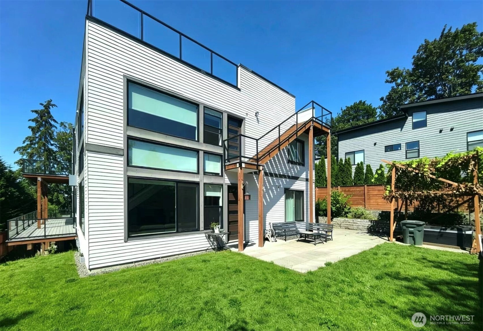 Photo of 3621 Lincoln Avenue NE, Renton, WA 98056