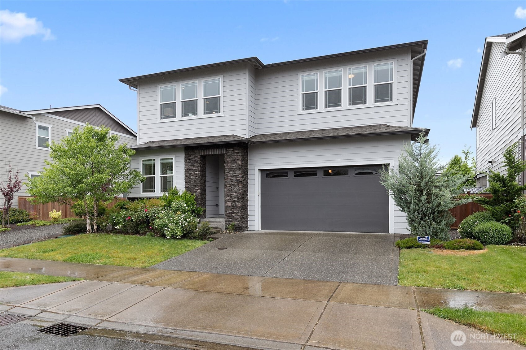 Photo of 23546 SE 271st Street, Maple Valley, WA 98038