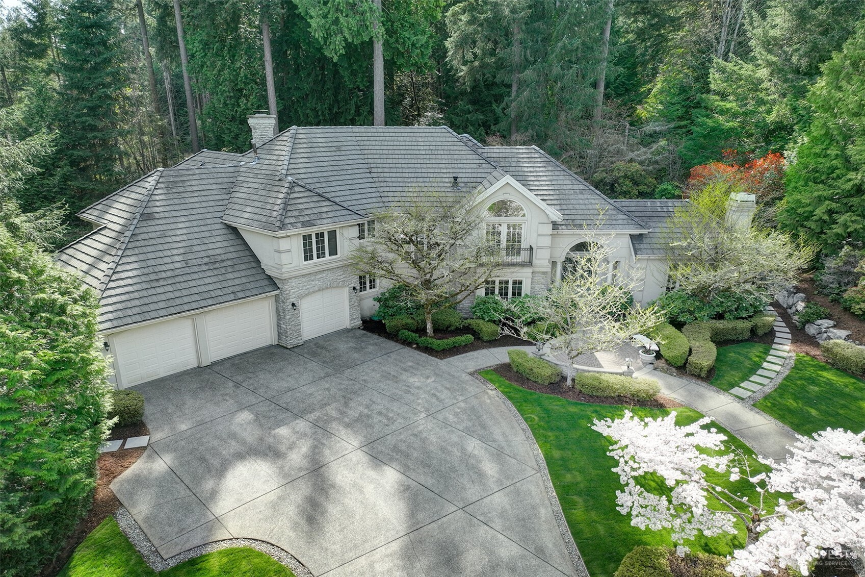 Photo of 13799 NE 32 Place NE, Bellevue, WA 98005
