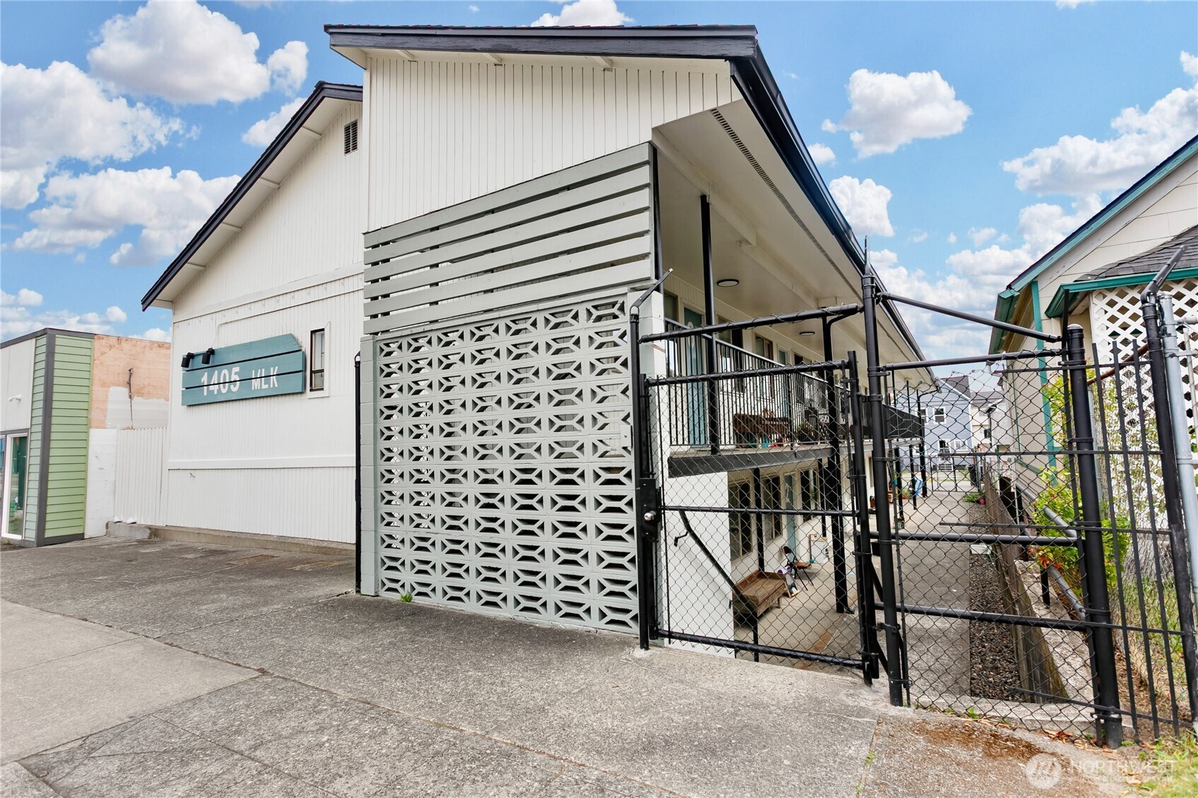 Photo of 1405 Martin Luther King Jr Way, Tacoma, WA 98405