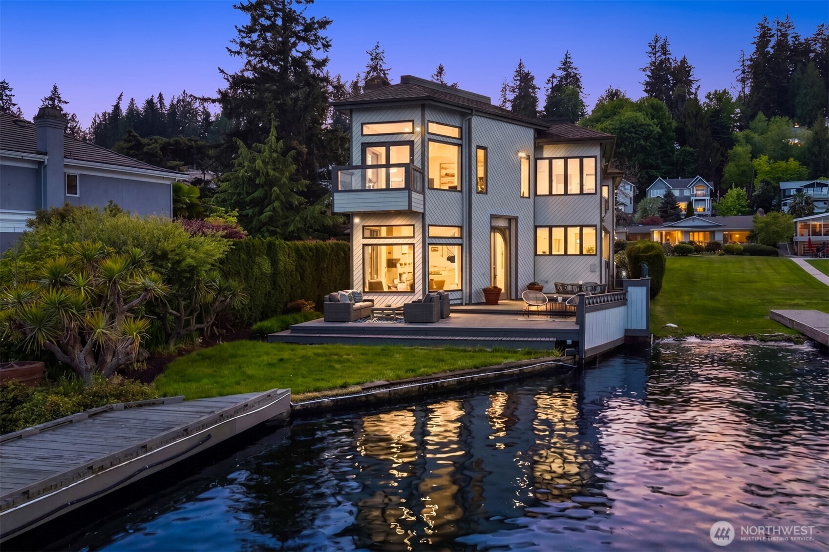 Photo of 8503 NE Juanita Drive, Kirkland, WA 98034