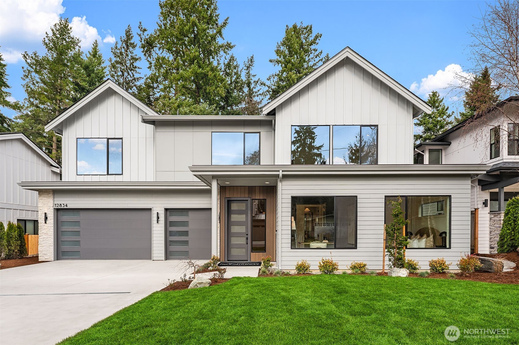 Photo of 12834 NE 113th Street, Kirkland, WA 98033