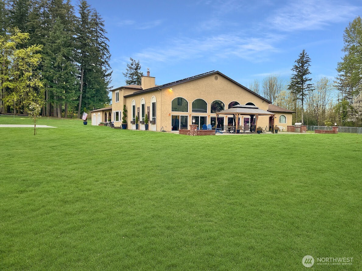 Photo of 21829 210th Avenue SE, Maple Valley, WA 98038