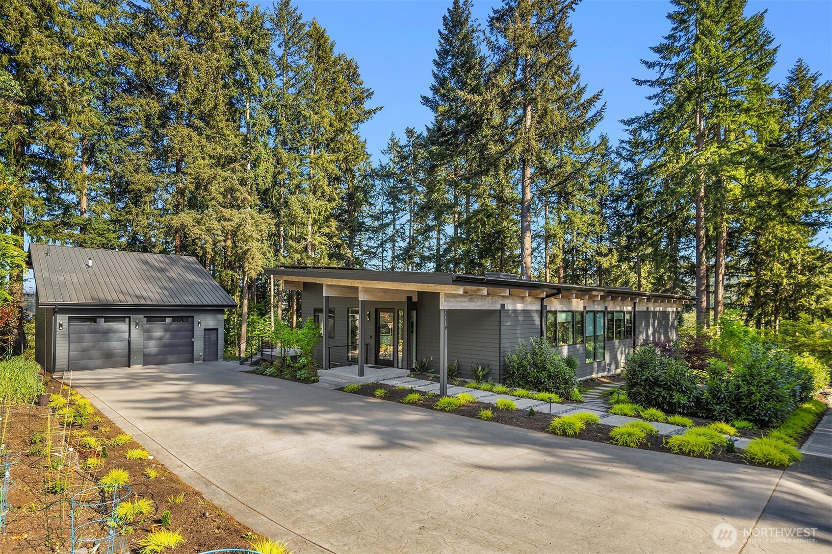Photo of 3216 168th Place SE, Bellevue, WA 98008