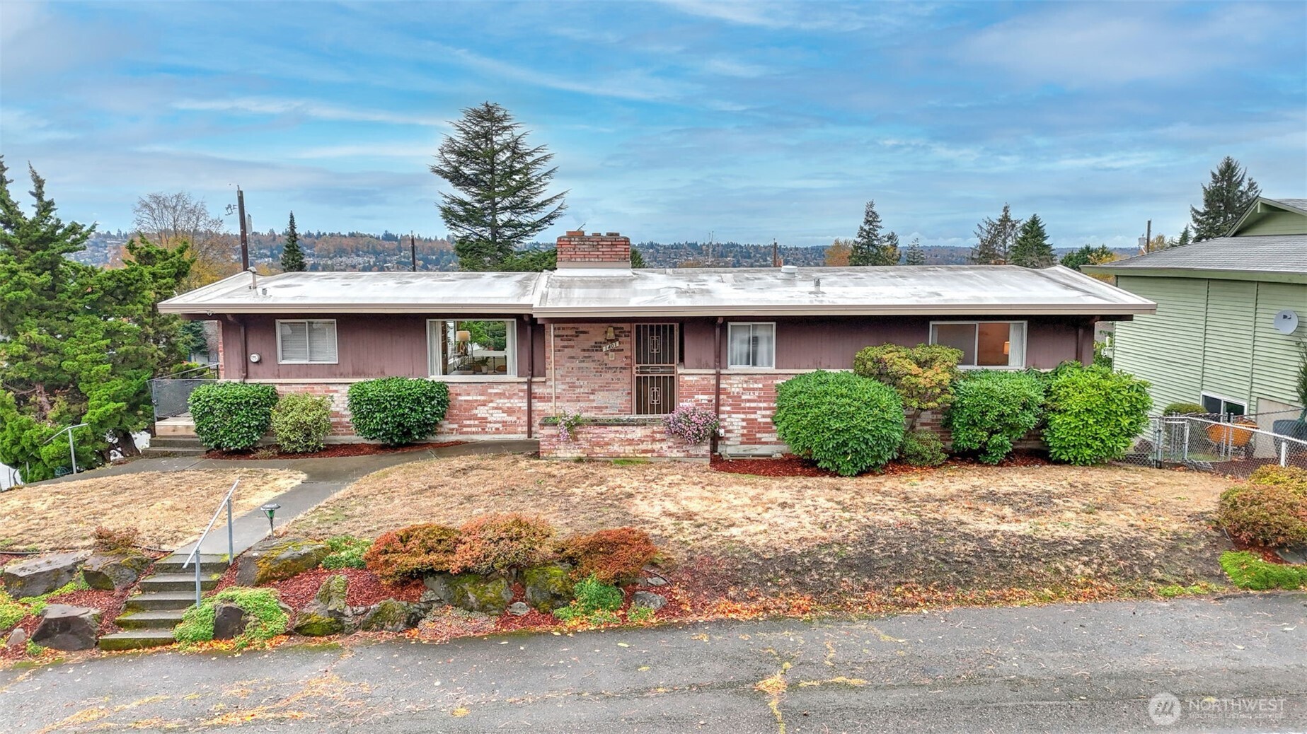 Photo of 1401 Lincoln Avenue NE, Renton, WA 98056
