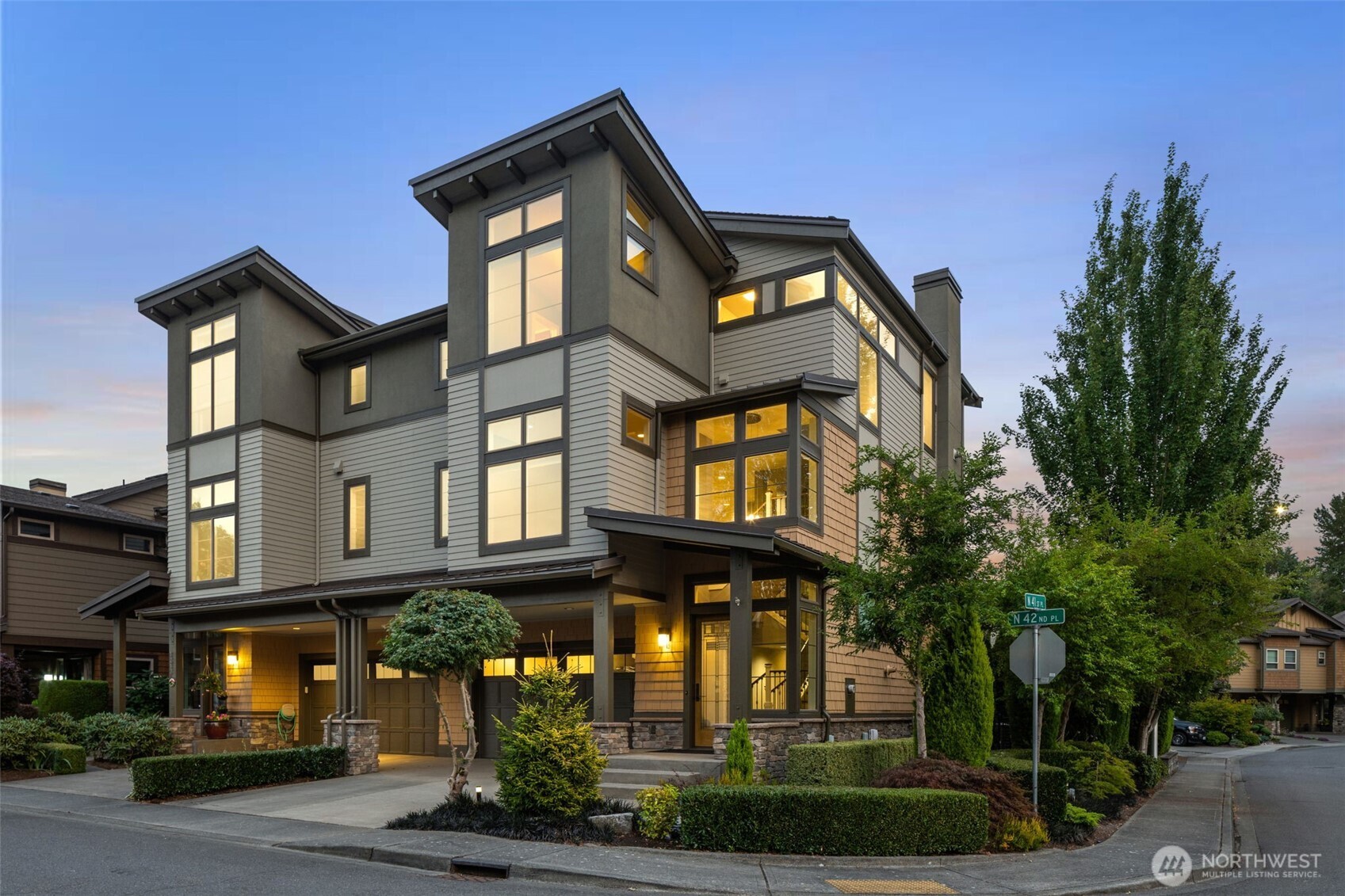 Photo of 1211 N 42nd Place, Renton, WA 98056