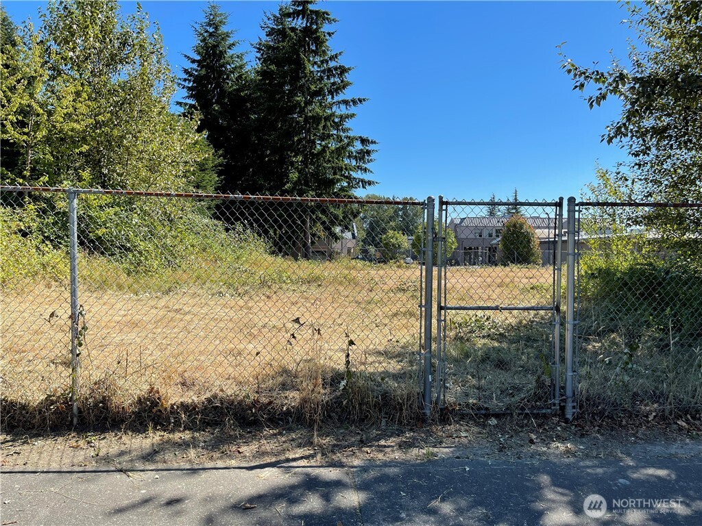 Photo of 1726 Duvall Avenue NE, Renton, WA 98056