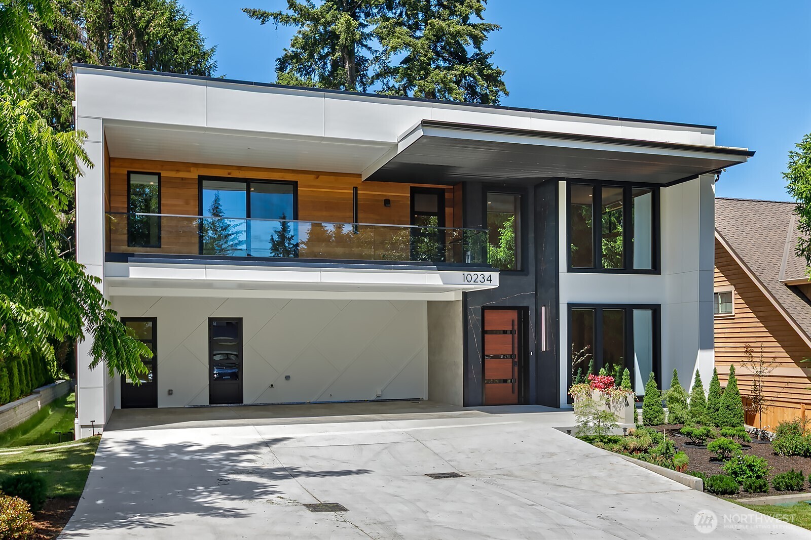 Photo of 10234 NE 20th Place, Bellevue, WA 98004