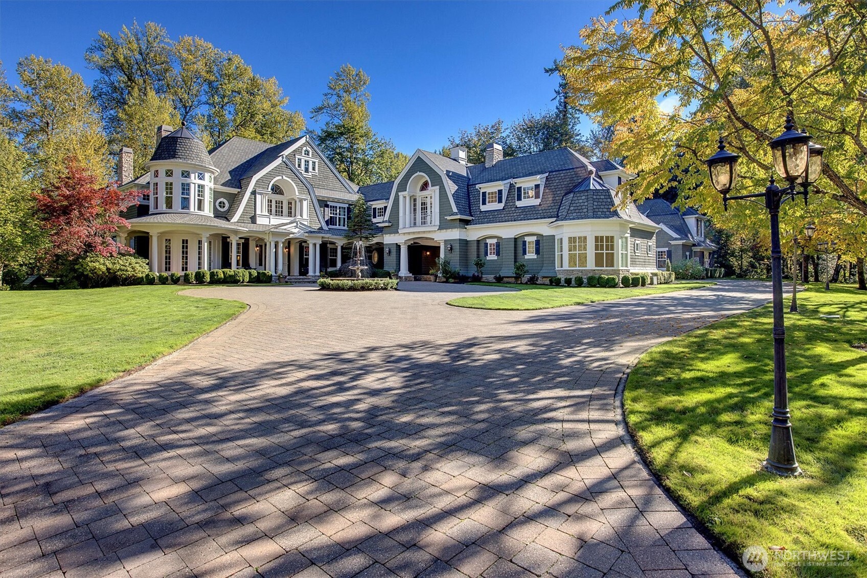 Photo of 13132 206th Avenue NE, Woodinville, WA 98077