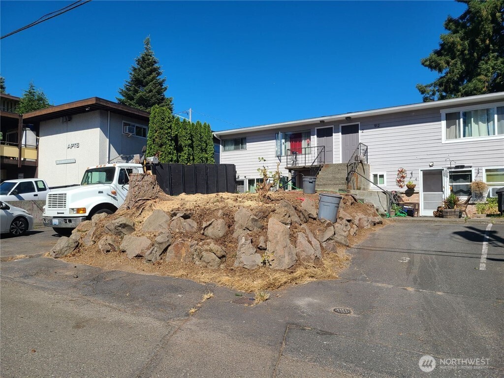 Photo of 912 Glennwood Avenue NE, Renton, WA 98056