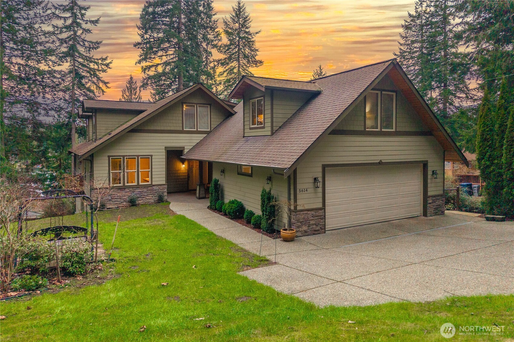 Photo of 5614 E Lake Bosworth Drive, Snohomish, WA 98290