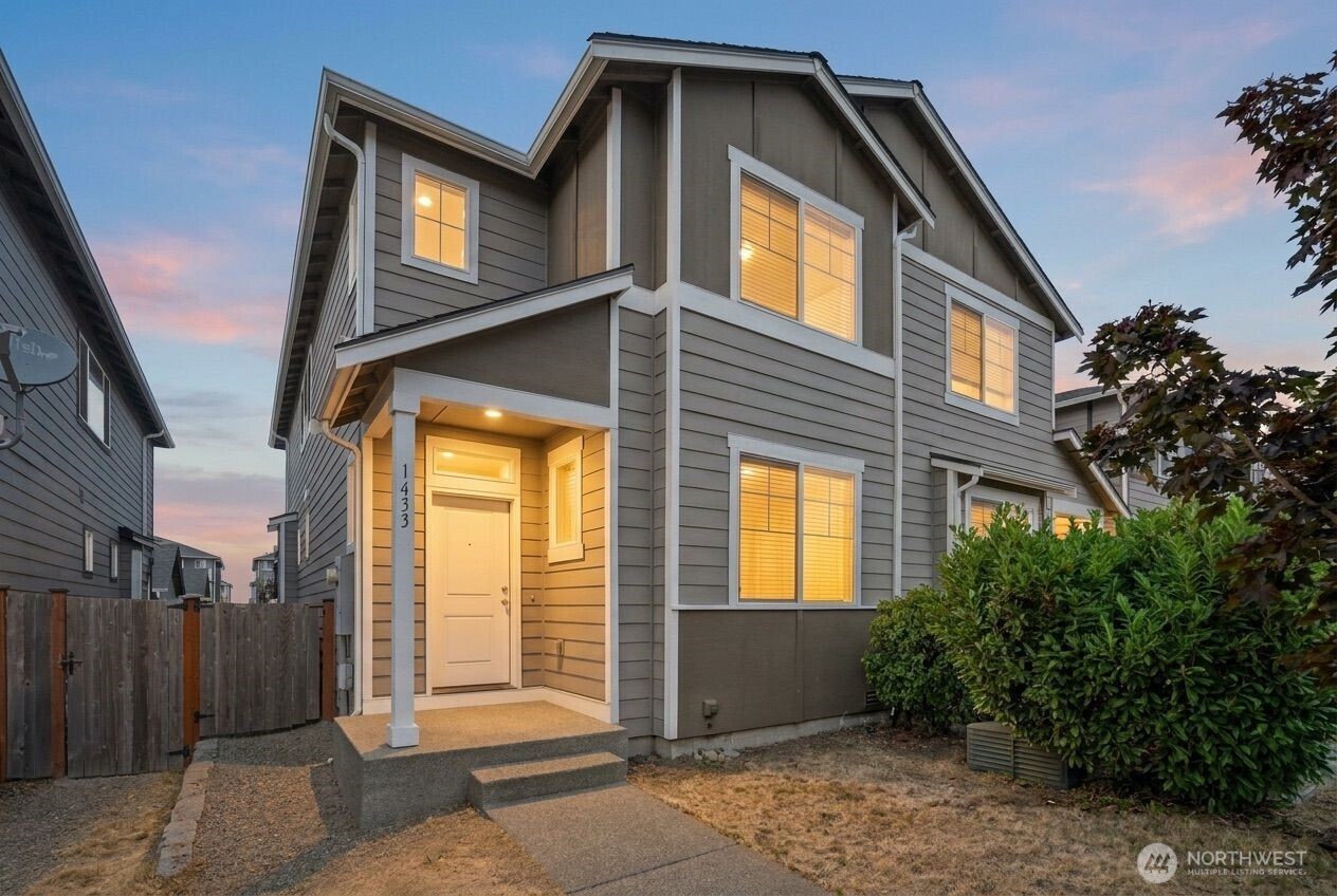 Photo of 1433 E 48th Street, Tacoma, WA 98404