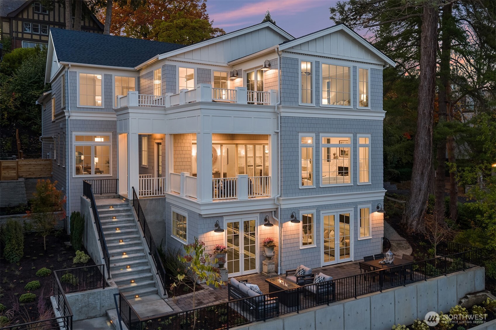 Photo of 1031 McGilvra Blvd East, Seattle, WA 98112