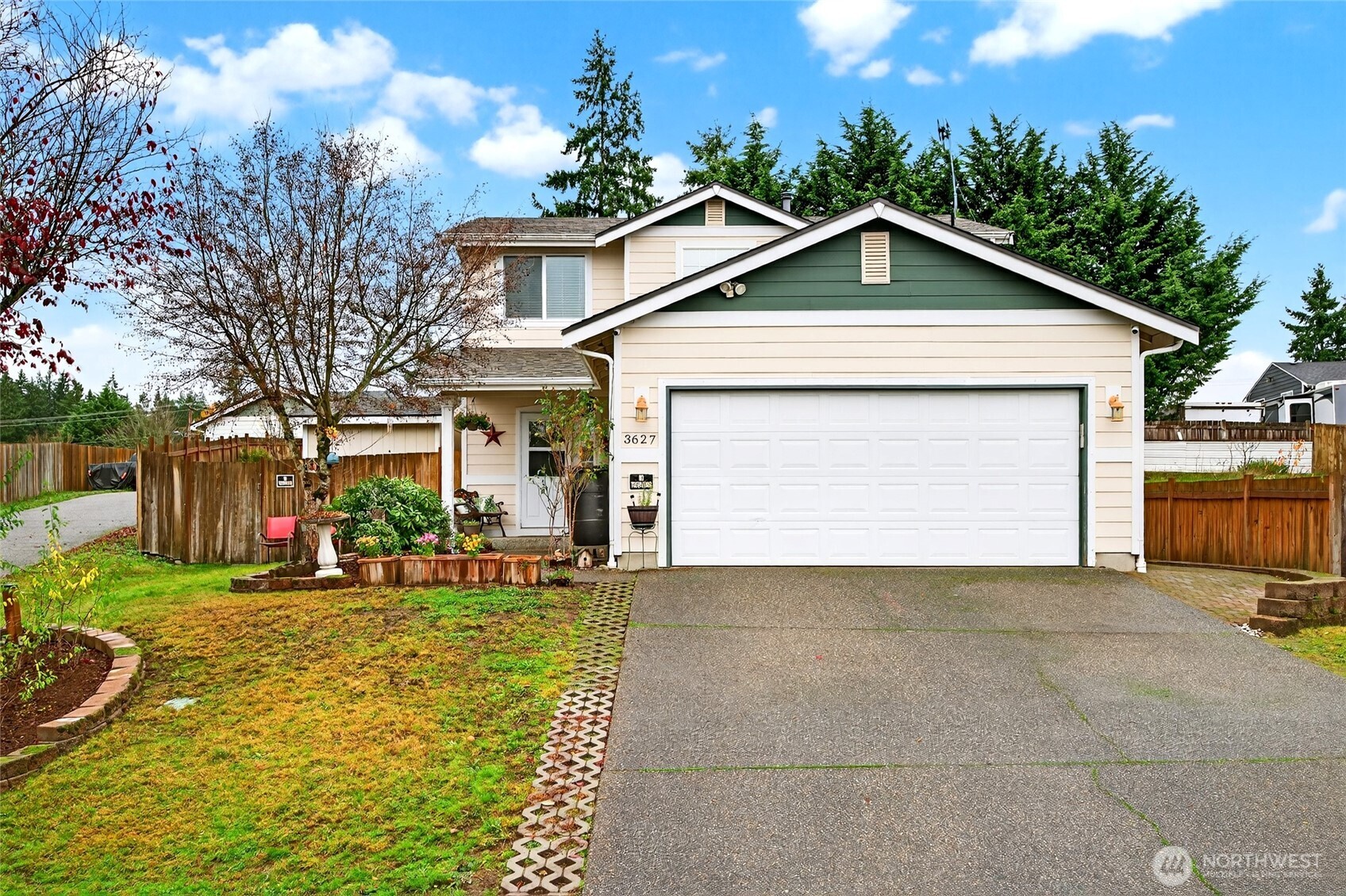 Photo of 3627 180 Street E, Tacoma, WA 98446