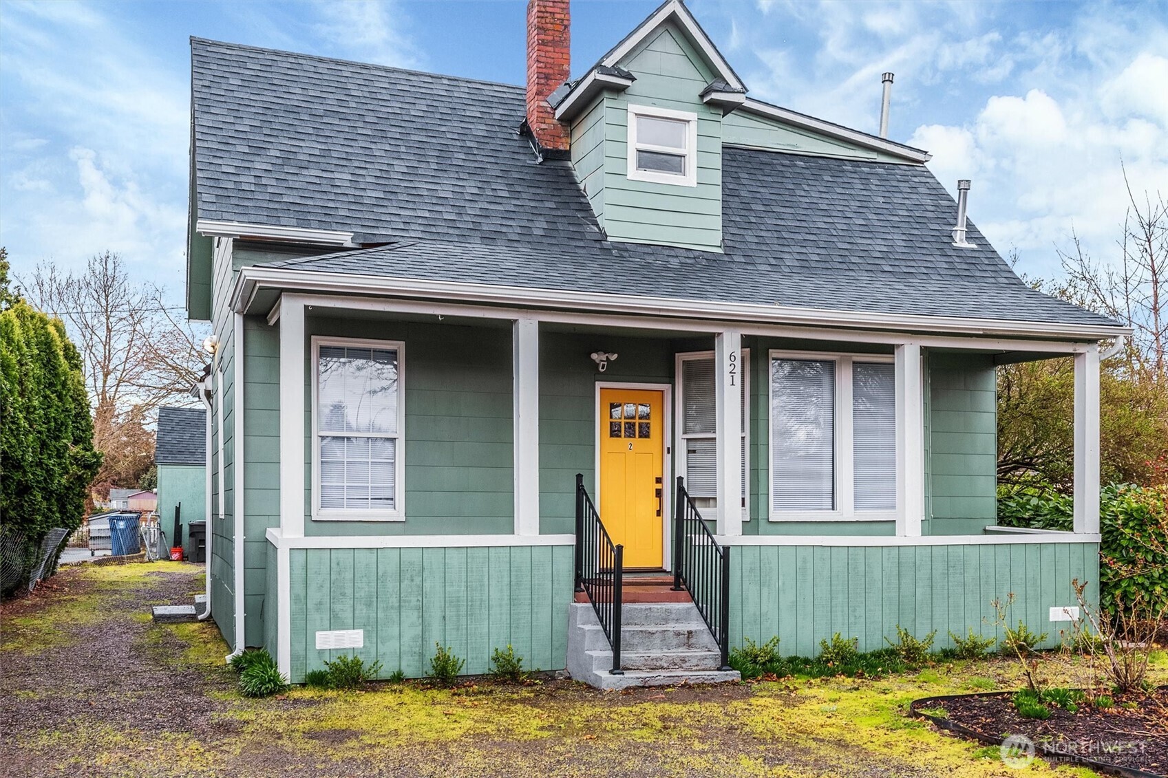 Photo of 621 Houser Way S, Renton, WA 98057
