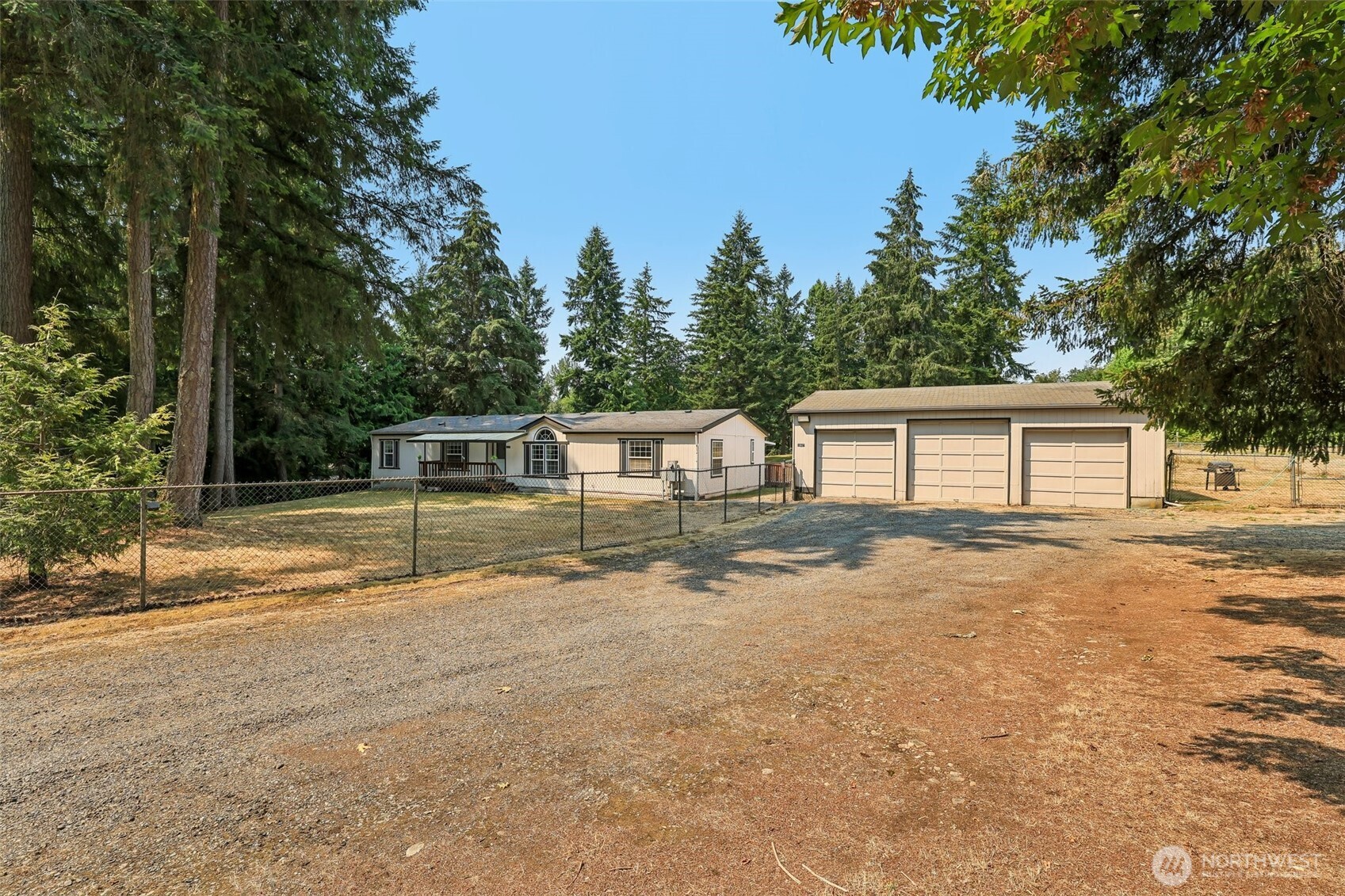 Photo of 16627 230th Avenue SE, Maple Valley, WA 98038
