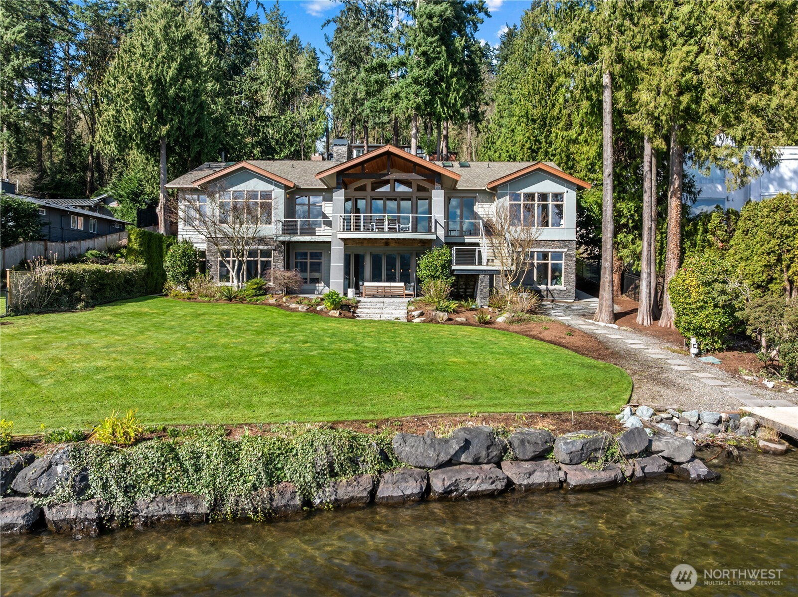 Photo of 4632 E Mercer Way, Mercer Island, WA 98040