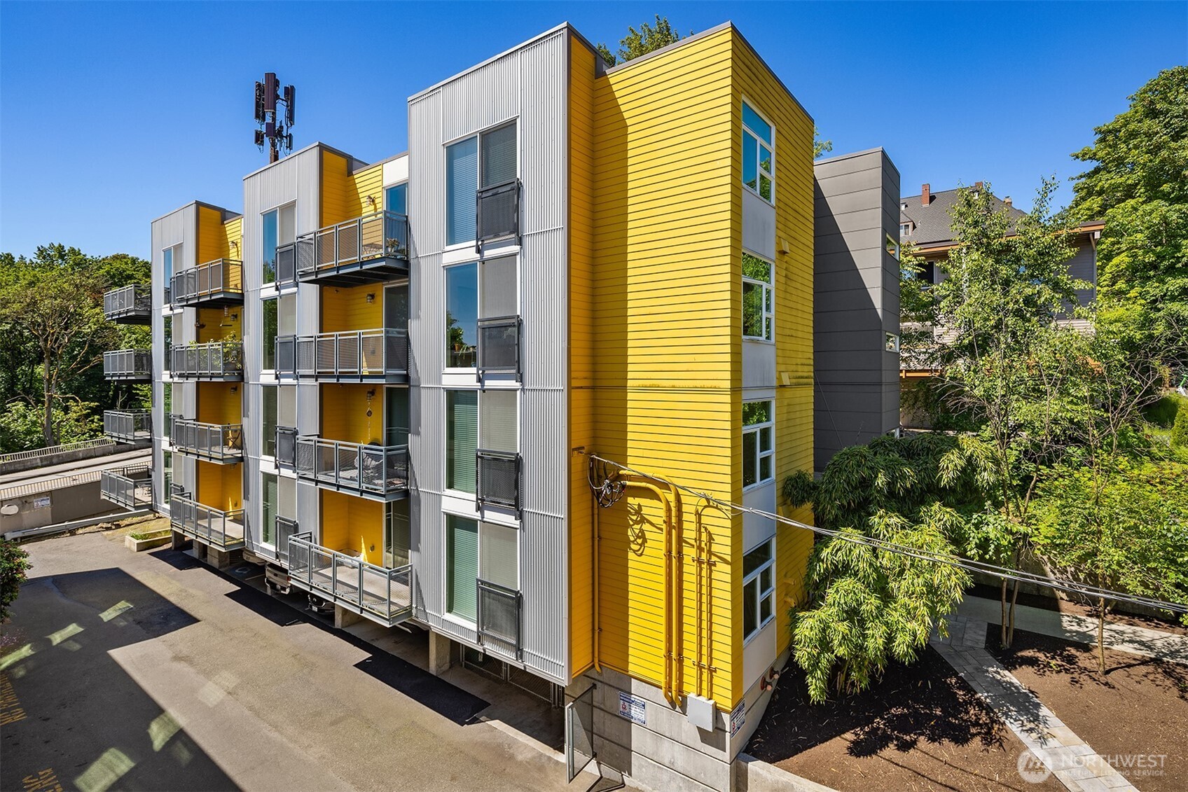 Photo of 2249 NE 46th Street, Seattle, WA 98105