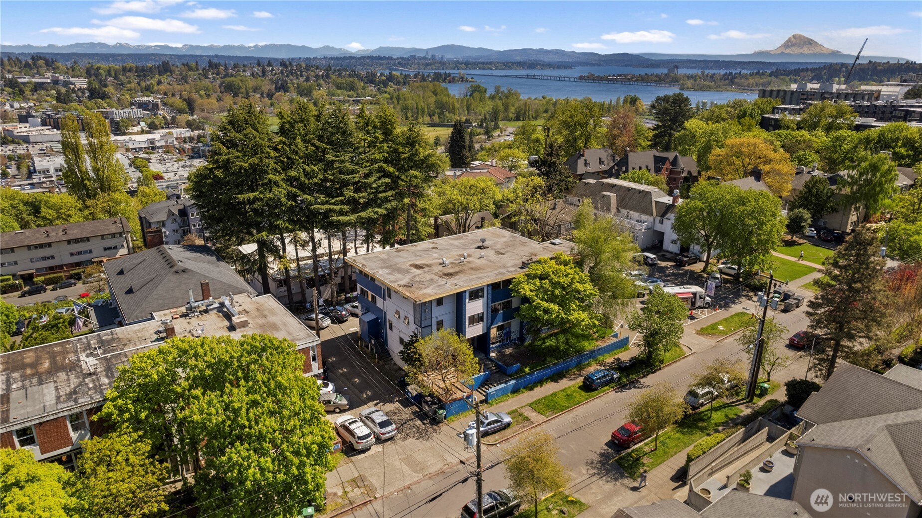 Photo of 4626 21st Avenue NE, Seattle, WA 98105