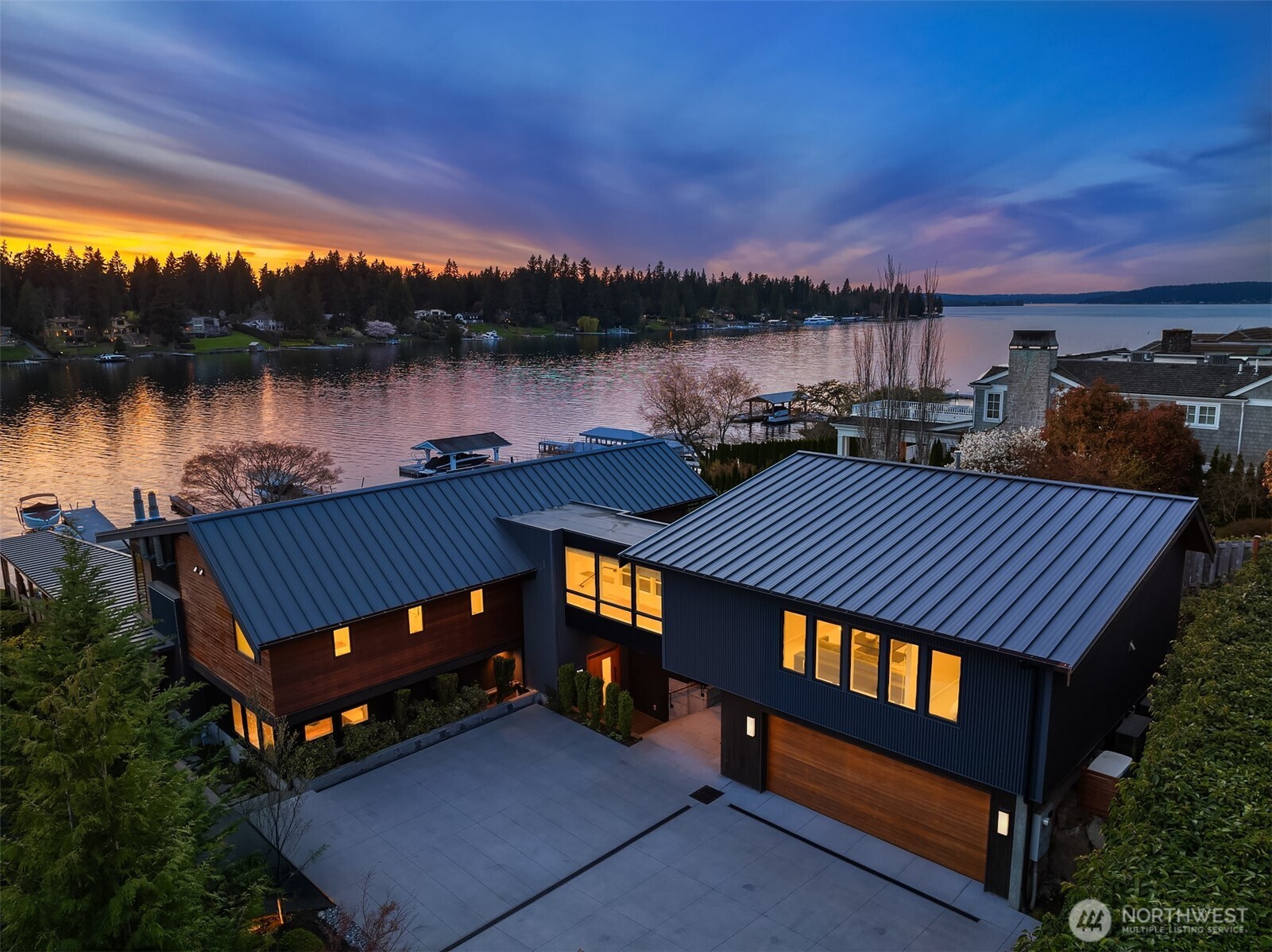 Photo of 8804 NE 34th Street, Yarrow Point, WA 98004