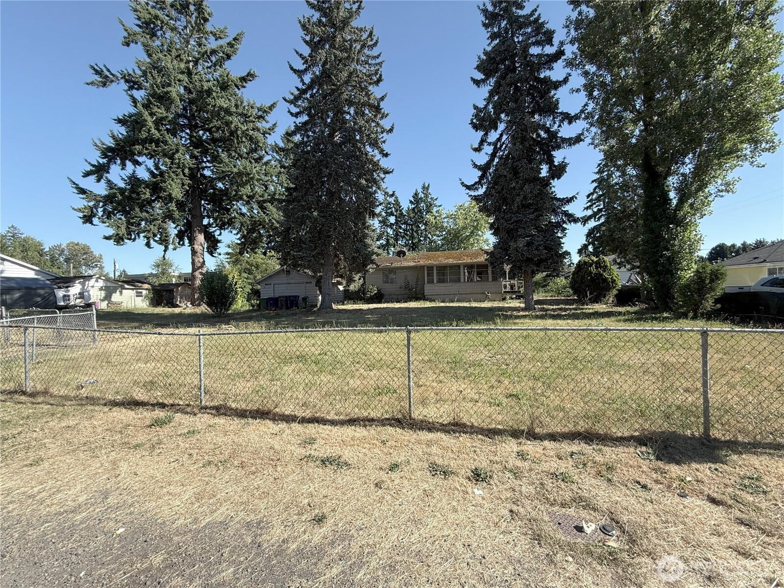 Photo of 3401 NE 12th St, Renton, WA 98056