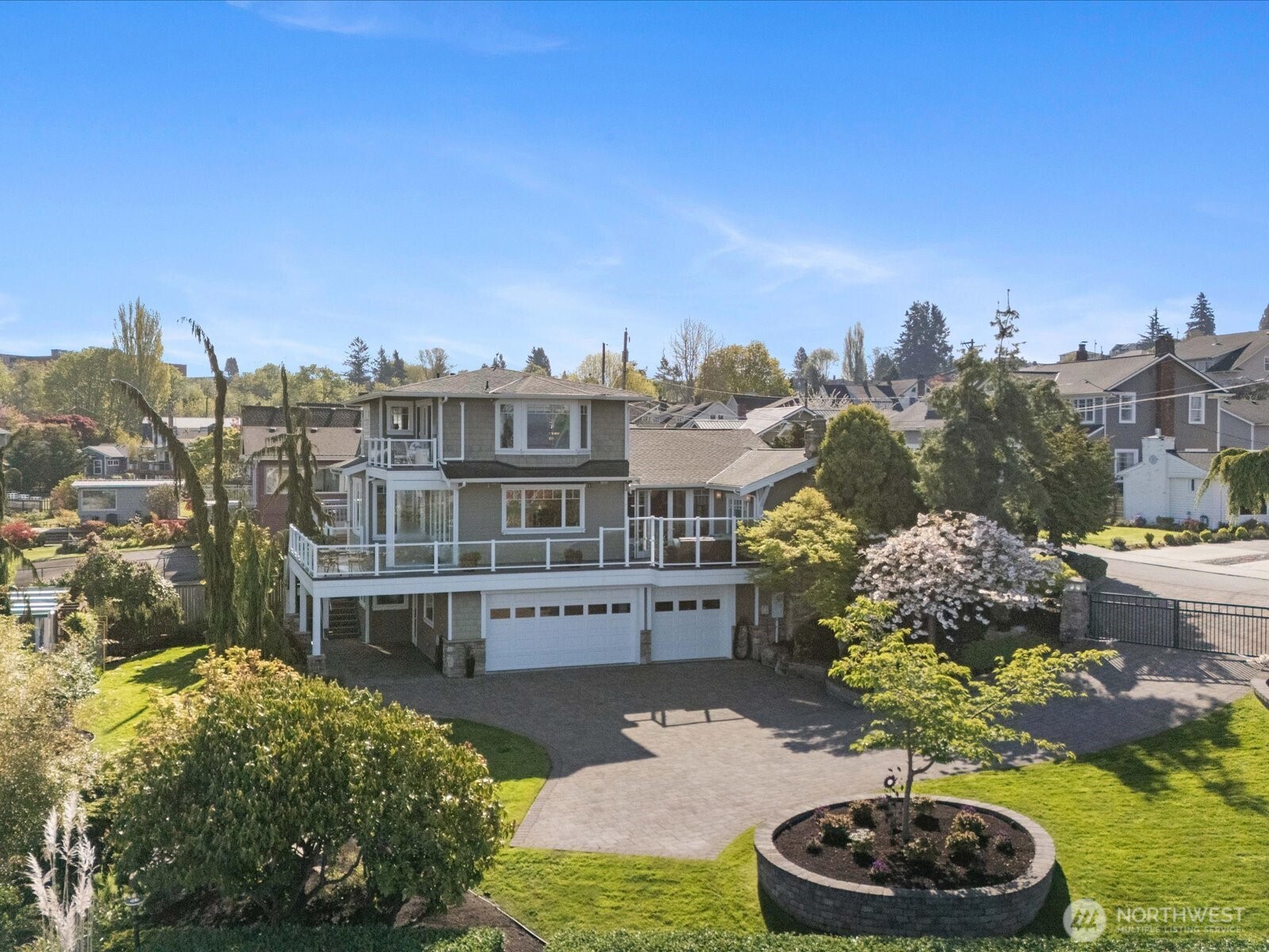 Photo of 603 Warren Avenue, Everett, WA 98201