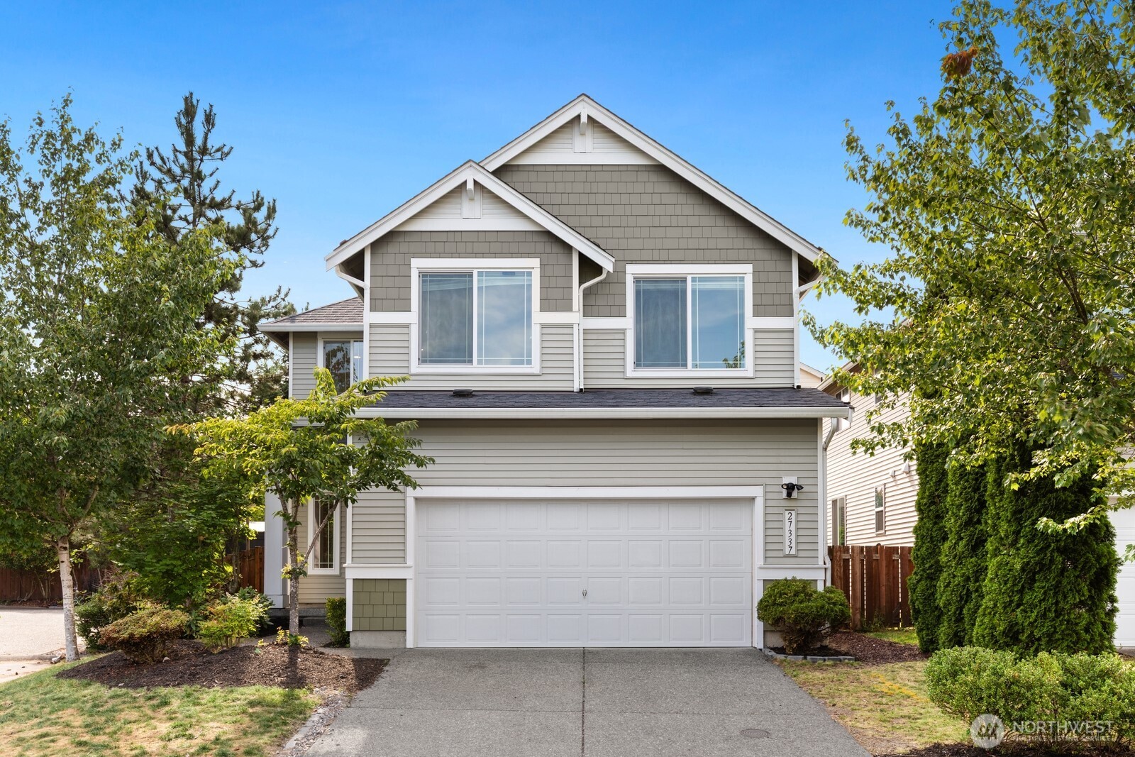 Photo of 27337 214th Terrace SE, Maple Valley, WA 98038