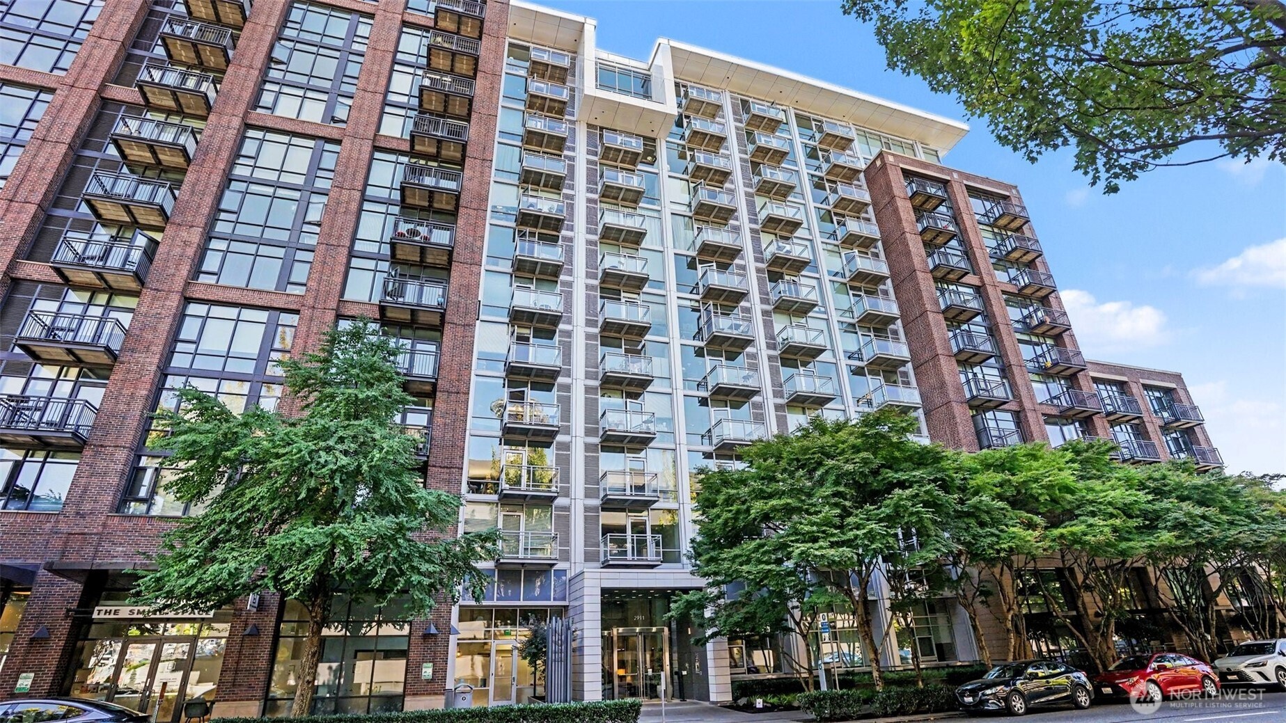 Photo of 2911 2nd Avenue, Seattle, WA 98121