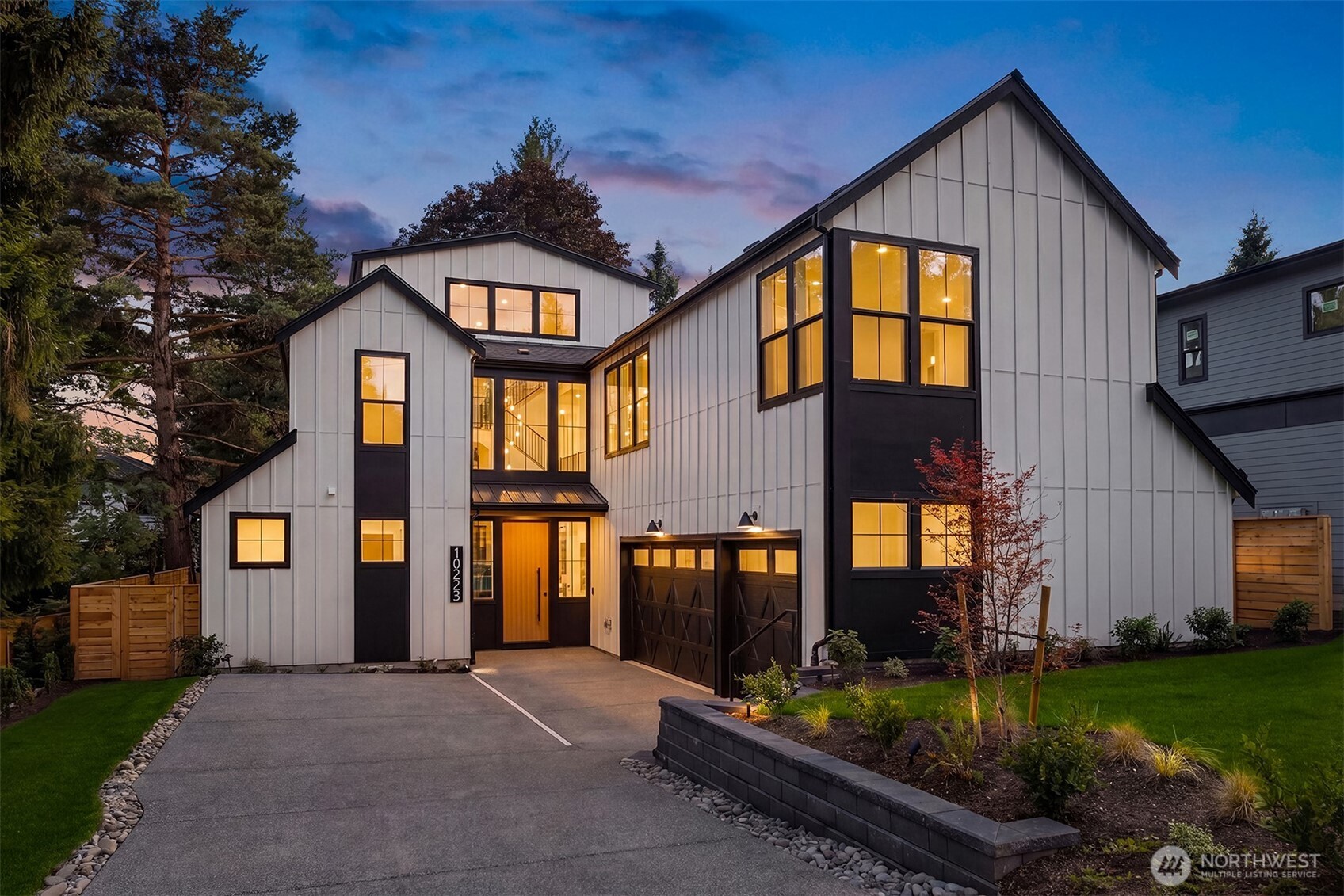 Photo of 10223 NE 24th Street, Bellevue, WA 98004