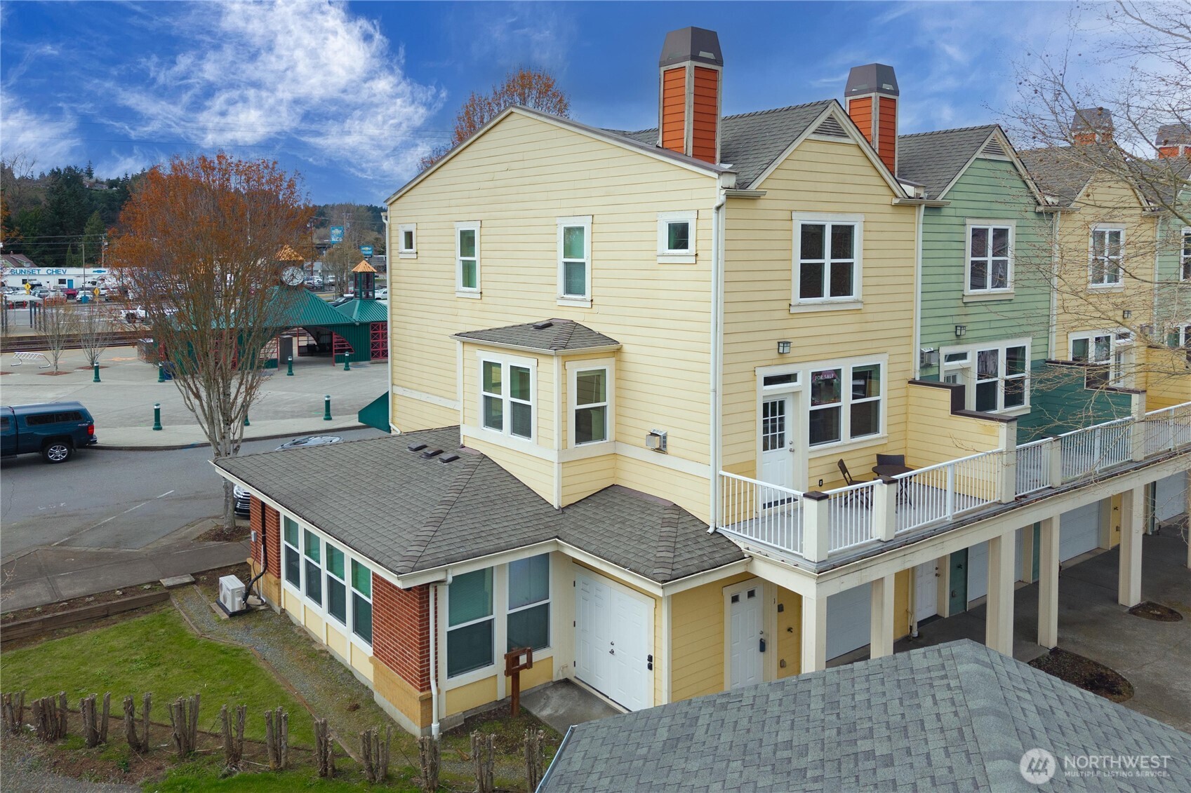 Photo of 816 Cherry Avenue, Sumner, WA 98390