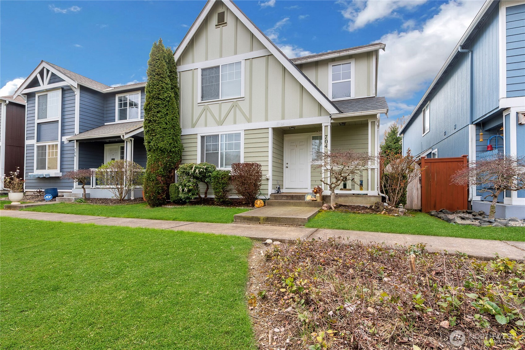 Photo of 704 29th Avenue SE, Puyallup, WA 98374