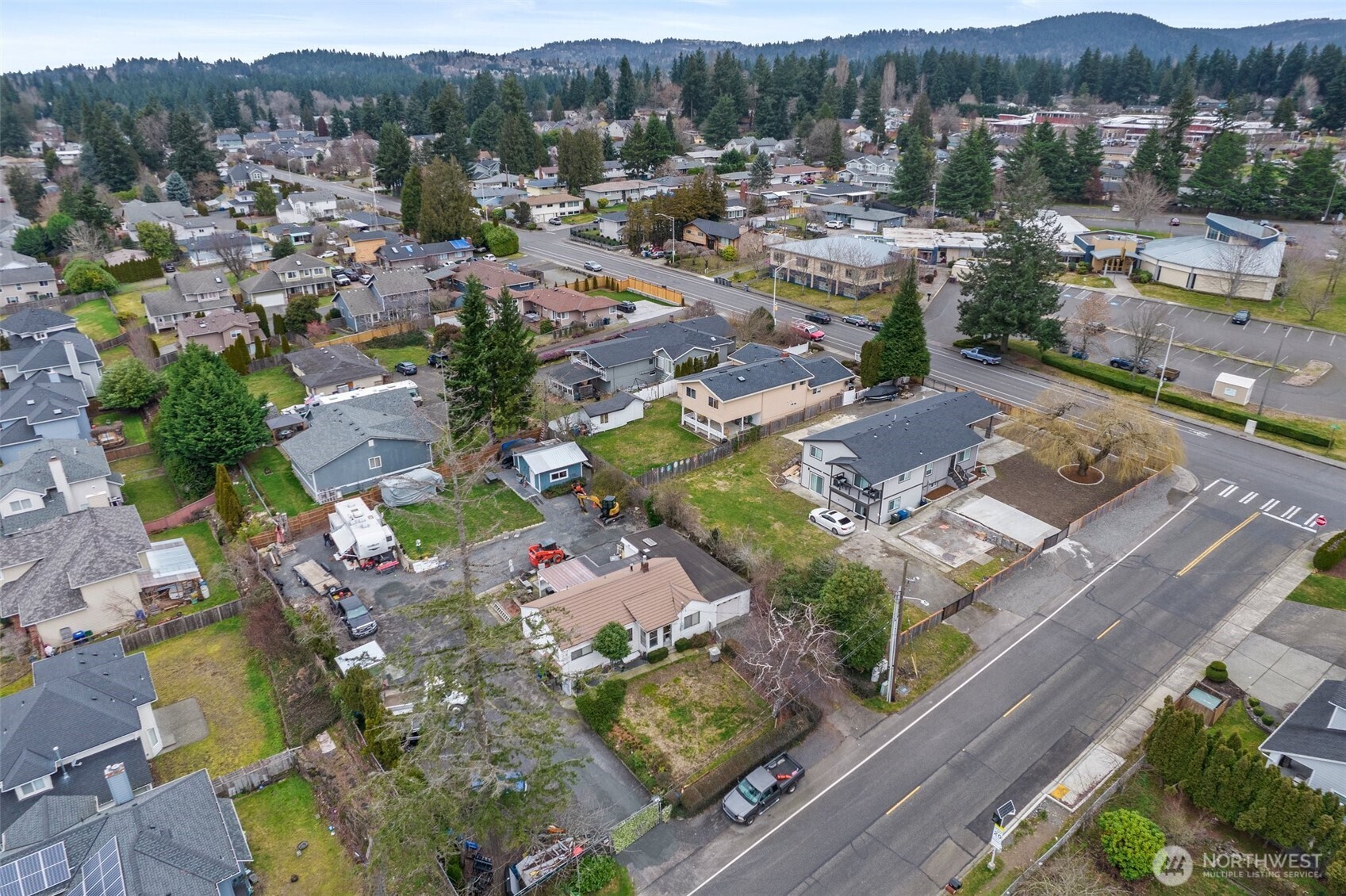 Photo of 2416 NE 16th Street, Renton, WA 98056