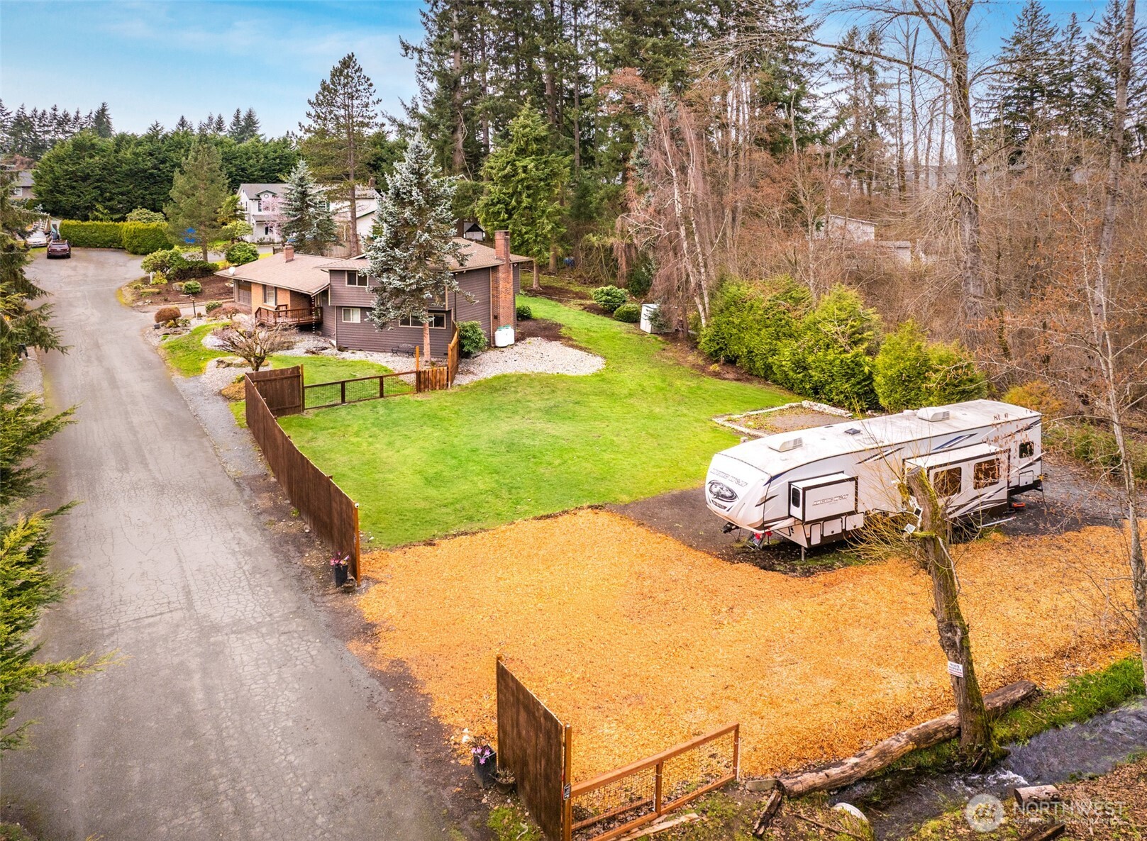 Photo of 13922 Manor Way, Lynnwood, WA 98087