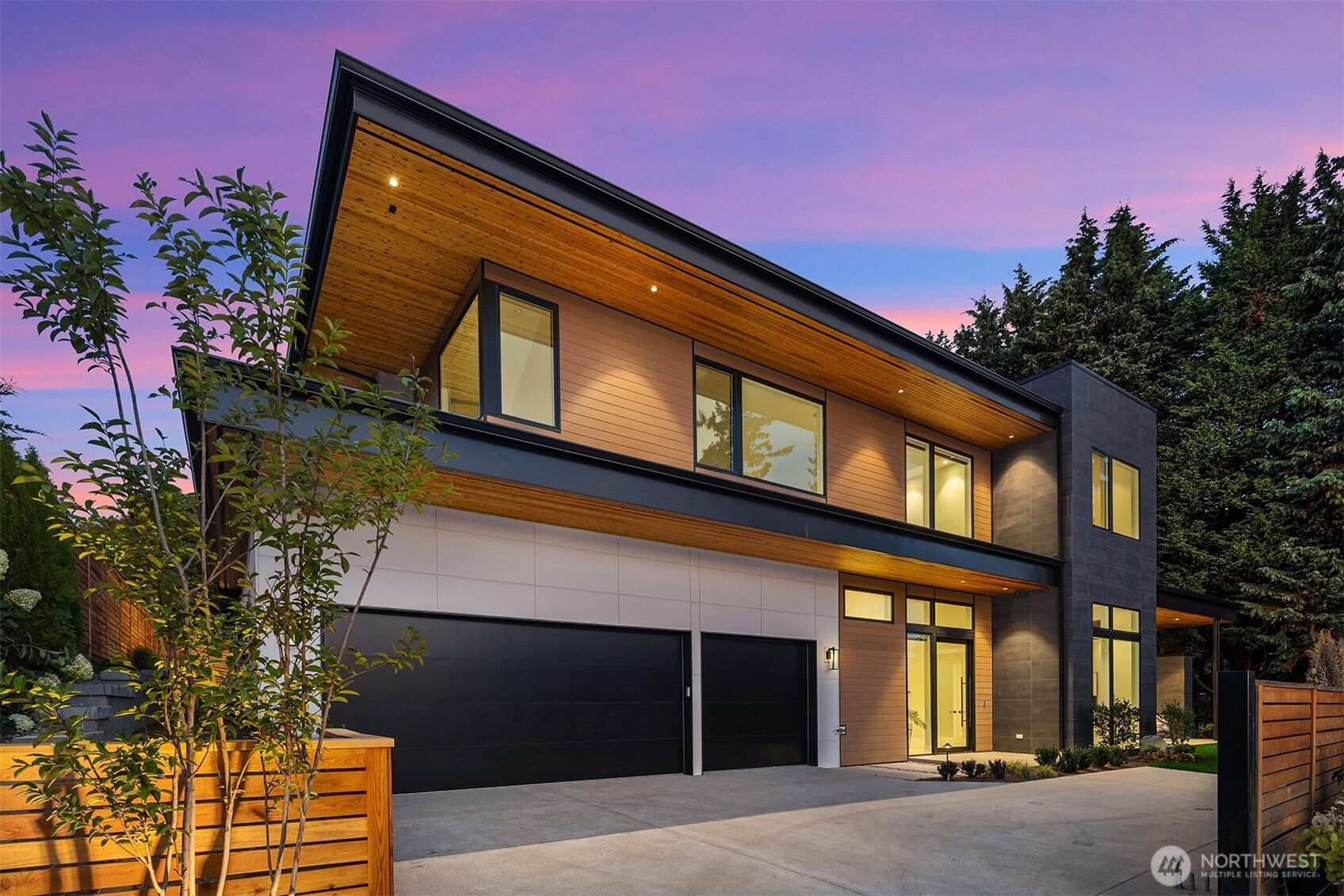 Photo of 1028 89th Ave NE, Bellevue, WA 98004