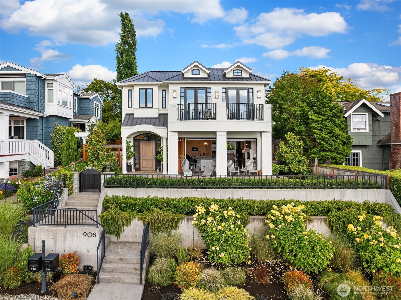 Photo of 908 1st Street, Kirkland, WA 98033