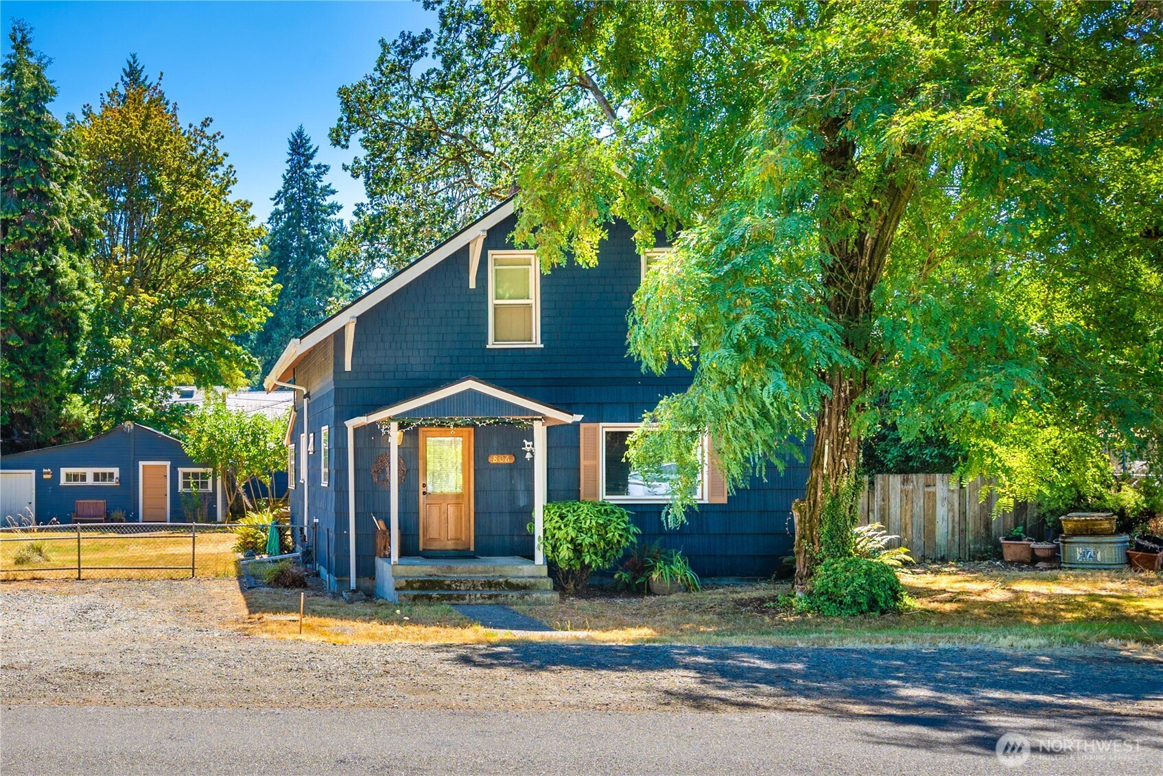 Photo of 806 S 120th St S, Tacoma, WA 98444
