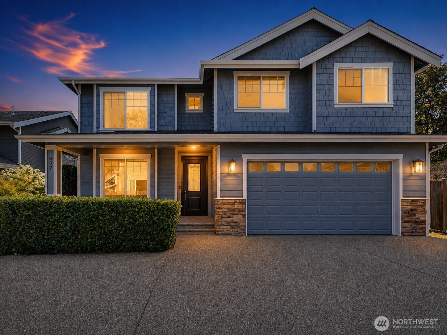 Photo of 907 Ilwaco Place NE, Renton, WA 98059